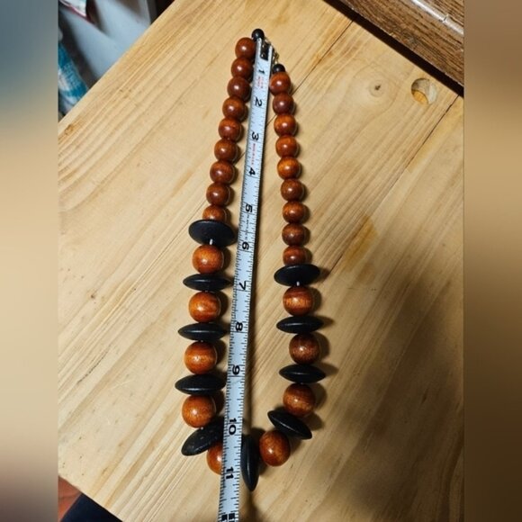Vintage 80s Chunky Wood Orange Beads and Black Disc Necklace - Picture 5 of 5